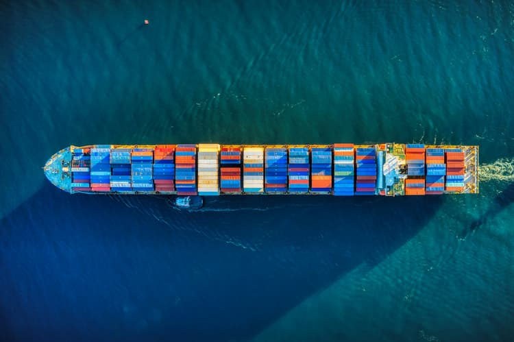 Green & Transparent Logistics Green & Transparent Logistics